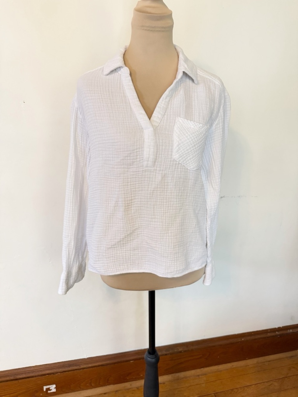 CeCe White Cotton Gauze Blouse Small Lightweight Breezy Summer Top